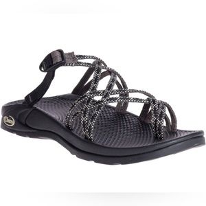 Chaco Zong X EcoTread Sandals for Ladies size 8